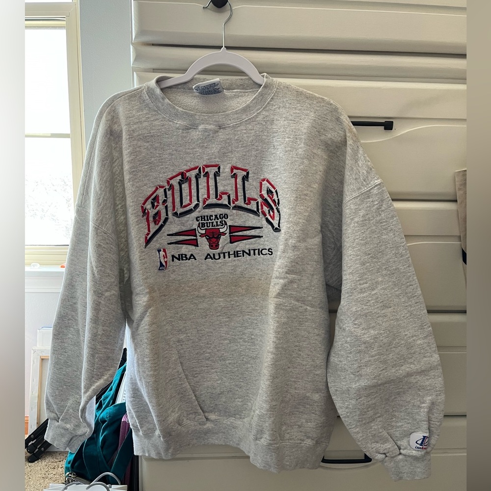 chicago bulls vintage crewneck